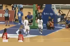 易建联复出，中国男篮赢美国星锐夺4连胜，王哲林10分！