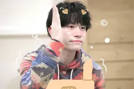 盘点易烊千玺那些年的小结巴！千玺就连说情话也结巴，真的很可爱视频封面