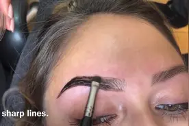 撕拉染眉胶的涂法教程，一周都不用画眉啦，真的是懒人神器！视频封面