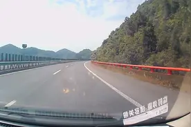 贵遵高速，贵阳走遵义最老的一条路，贵州真是基建狂魔，都是大山