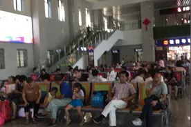 衢州高铁站每天有80多趟高铁经停，出行很方便，公交化。视频封面