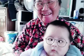 妈妈给小胖宝和姥姥拍的视频特效，看完笑的眼泪都出来了。视频封面