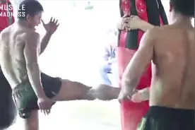 泰拳历史第一人，播求训练视频曝光！终于明白他为何这么强！视频封面