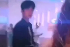 博君一肖，有种蜜月回来开始上班办公室发喜糖的感觉甜蜜蜜啊视频封面