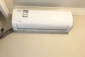 空调房放盆水有用吗？空调房干燥怎么办？教你几招让室内清新湿润视频封面