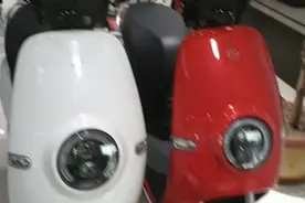 花4500元买辆电车，给女儿当嫁妆，把她乐坏了，这孩子好打发视频封面