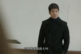 老师亲自演示被催眠有多可怕视频封面