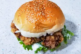 自制汉堡包，教程简单详细，家里孩子说比外面卖的还好吃，视频封面