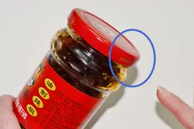 瓶盖打不开怎么办？学会这个妙招，小孩都能轻松拧开，方法超简单