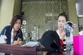 李承铉和女儿打电话，不料被女儿调侃，Lucky真是小话痨太可爱！视频封面