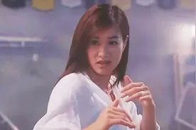 90年代喜剧动作片，钟丽缇大战周比利，吴镇宇被玩的太搞笑了视频封面