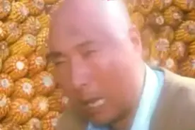 陈佩斯被姐姐打了，这个姐姐也是无敌了见人就揍视频封面