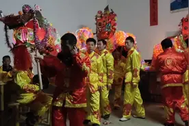 农村古老传统习俗，大年初一接神仪式，如果不是抓拍真的很难见到视频封面