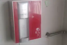 壁挂饮水机不通电，不用请师傅。小姐姐也能修。只要两分钟视频封面