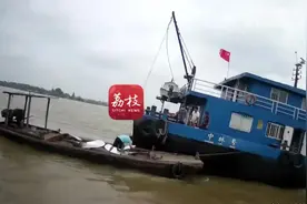 开船送外卖？江上“外卖小哥”无证驾驶受查处