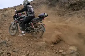 贵港市第一山平天山！直接骑摩托车上去视频封面