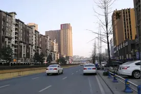 带你观成都郫都红光街道即高新西区红光段的发展之1视频封面