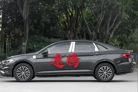 一汽大众速腾1.4舒适版，全国轿车每月销量前五，我们看看咋样视频封面