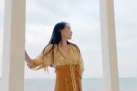 海边观景咖啡厅拍照片，拍照姿势分享