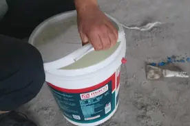 你家装修刷墙固了吗？蓝色还是黄色？估计都想错了视频封面