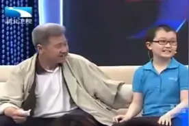 12岁癌症男孩上台，表现出异常成熟，坚强得让人心疼落泪视频封面