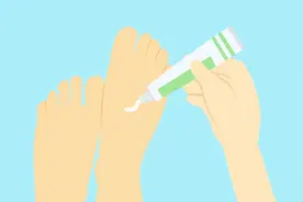 脚上起水泡怎么回事？是真菌感染吗？用什么药治病？视频封面