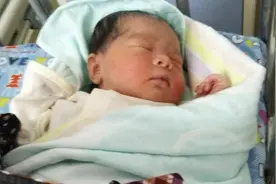 远嫁山区的妹妹生了，爸妈，姐只能隔着屏幕送祝福！