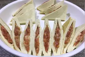 豆腐不一样的做法，鲜香味美，营养又解馋，一次多吃两碗饭，真香