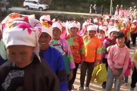 实拍云南农村壮族婚礼，浓郁的壮族风味！