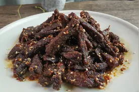 2分钟学会四川麻辣牛肉干的做法，步骤和窍门都有，要收藏视频封面