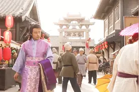 花露水在民间一瓶难求，成唐朝女子奢侈化妆品，穿越男要开专卖店