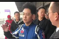 职业赛车手，林志颖