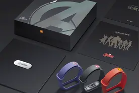 小米手环4复联版开箱：原来礼盒包含了这些！