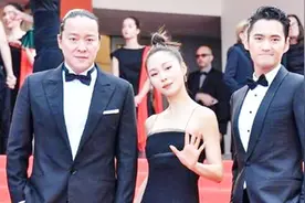 对话袁弘：喊话胡歌“加油小伙子” 戏称张歆艺眼里只有孩子视频封面