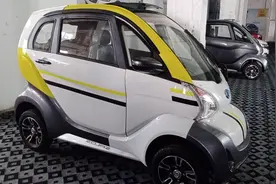 家用迷你老年代步车，接送孩子上下学，贴别方便视频封面