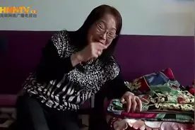 奶奶百万家产等孙子继承，孙子却不认祖归宗，孙子：你不是我奶奶视频封面