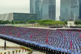 【4分钟燃爆！“深圳亮剑”海陆空大练兵】视频封面