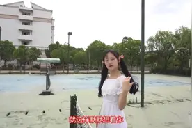 性感女歌手一曲《等你等了那么久》妙曼的身材，不愧是我女神