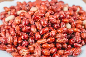 厨师长分享饭店油炸花生米做法，掌握3个技巧，花生米焦酥不会老视频封面