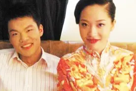 朱芳雨前妻现状曝光，32岁仍青春靓丽，至今单身却拒绝前夫帮助！视频封面