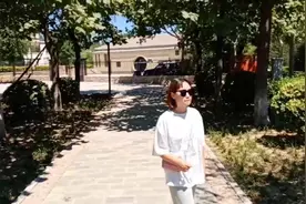 《其实你全部都知道》那你何必还要装糊涂呢？如果要离开请给我说