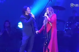 张惠妹和陈奕迅合唱《最爱我的人伤我最深》感动全场