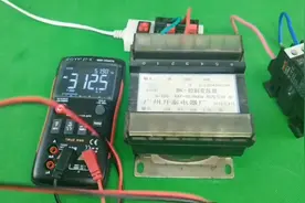 变压器的接线大家了解嘛，220V其实通过它也是可以升压到380V的视频封面