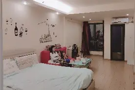 90后女生入住成都高层日租房公寓，人均只要60元一晚，划算吗？视频封面