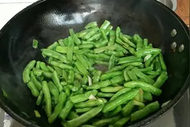 终于找到豆角和米饭最好吃的做法，有点小技巧没有难度，看看就会