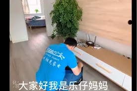 师傅上门安装电视机，客服告知的安装费用100元，最后多少安装的