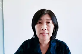 给名著或书籍写推荐语，是有模板和格式的，几分钟就学会了。