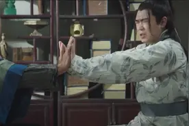 张无忌和师父练功，师父劝其持之以恒，不料结局笑爆了视频封面