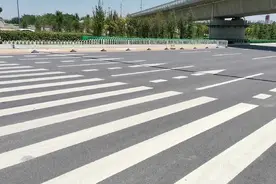 西安第一大新城最宽的马路：双向12车道，很霸气！视频封面