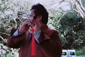 名家名曲：神童倒骑牛背吹短笛《小放牛》改编版一一唐训辉演奏视频封面